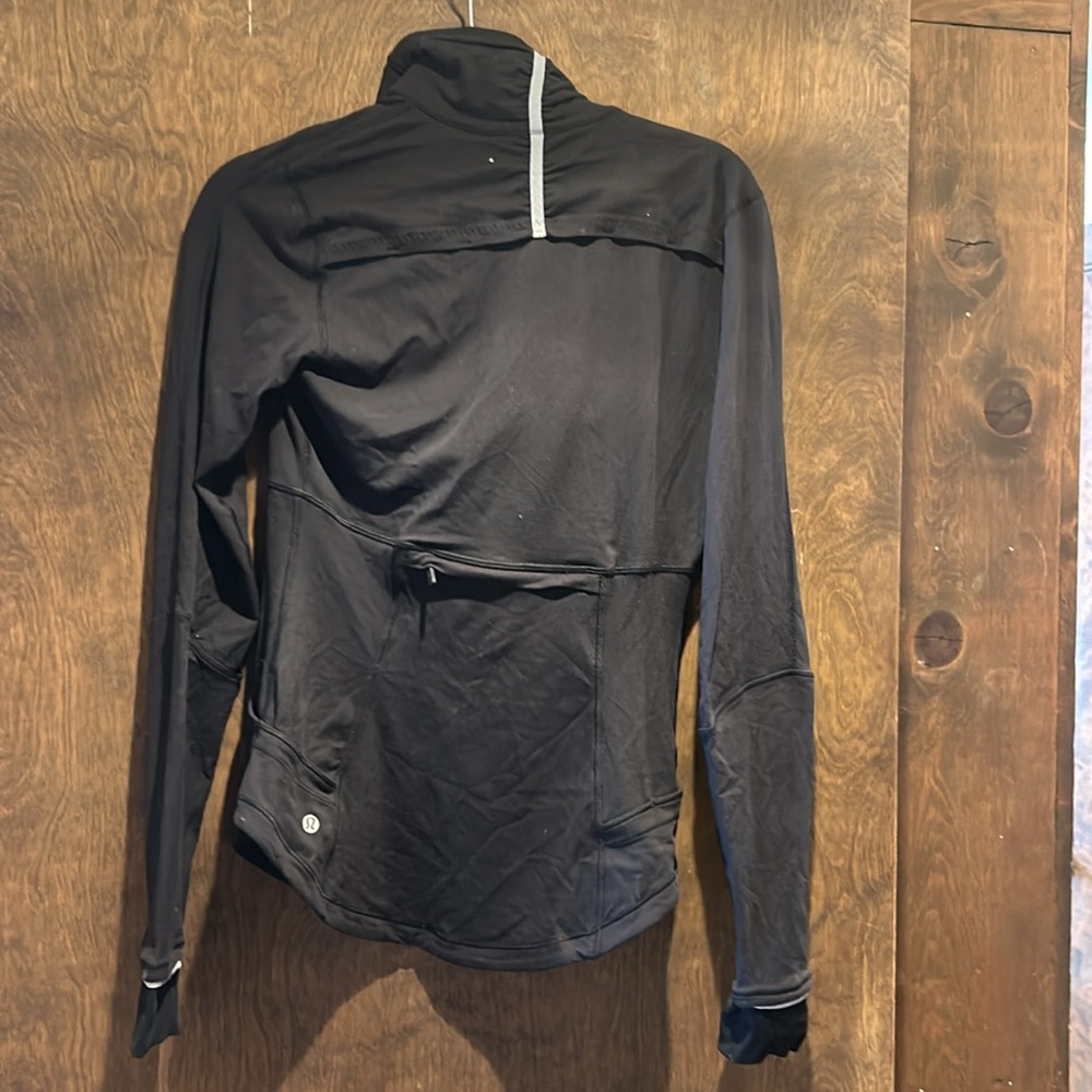 Lululemon pullover